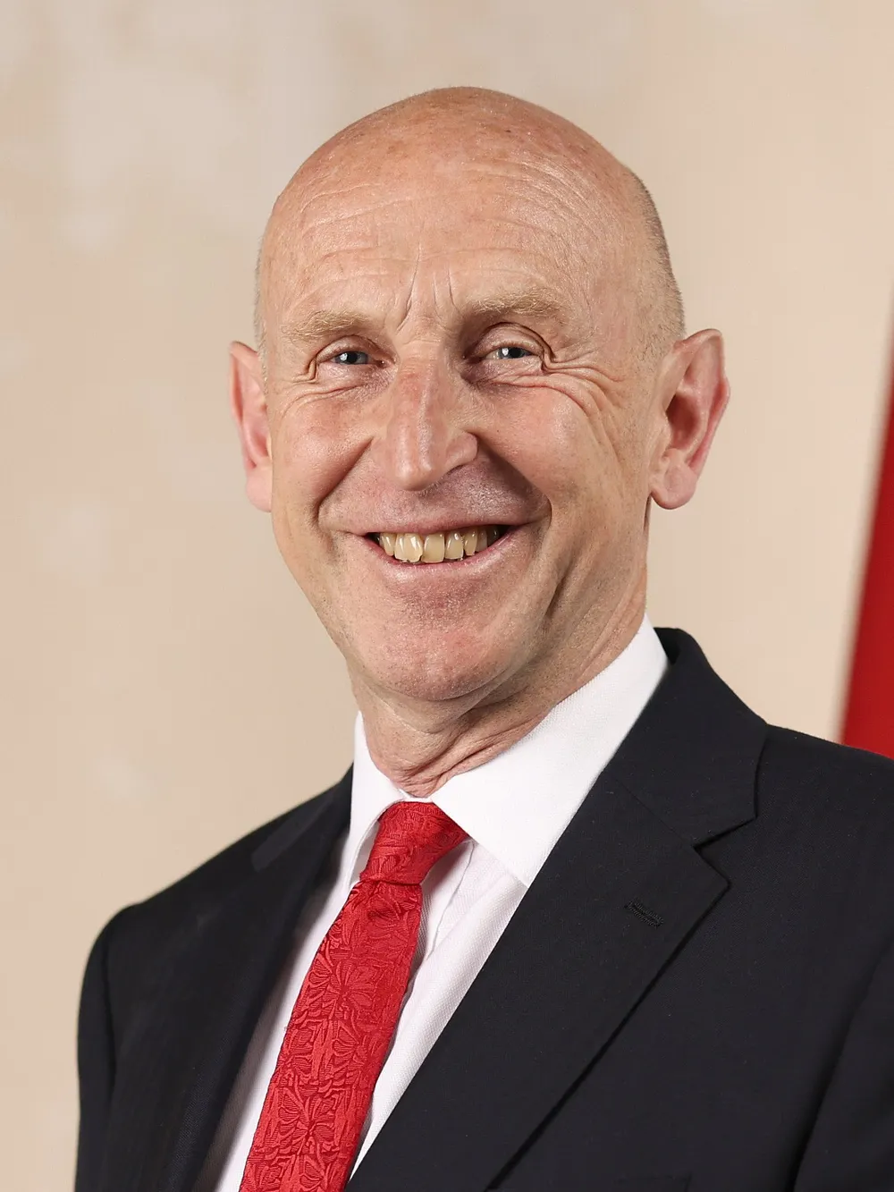Official cabinet portrait of John Healey, July 2024.