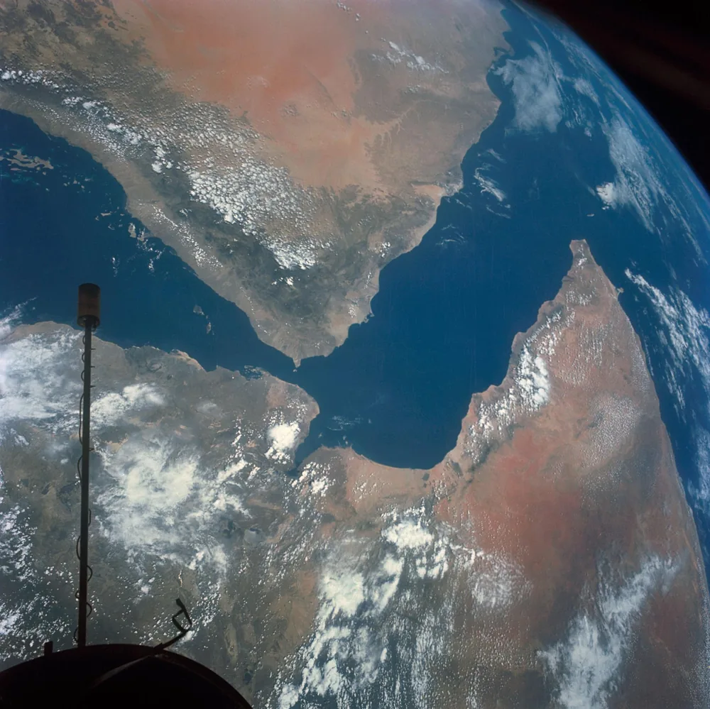 Gemini 11 Earth-sky view of the Arabian Peninsula and northeast Africa from orbit on 14 September 1966.
