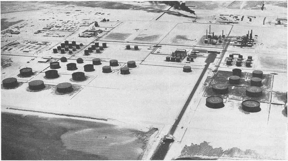 Ras Tanura refinery on Saudi Arabia's Persian Gulf coast, mid-20th century.