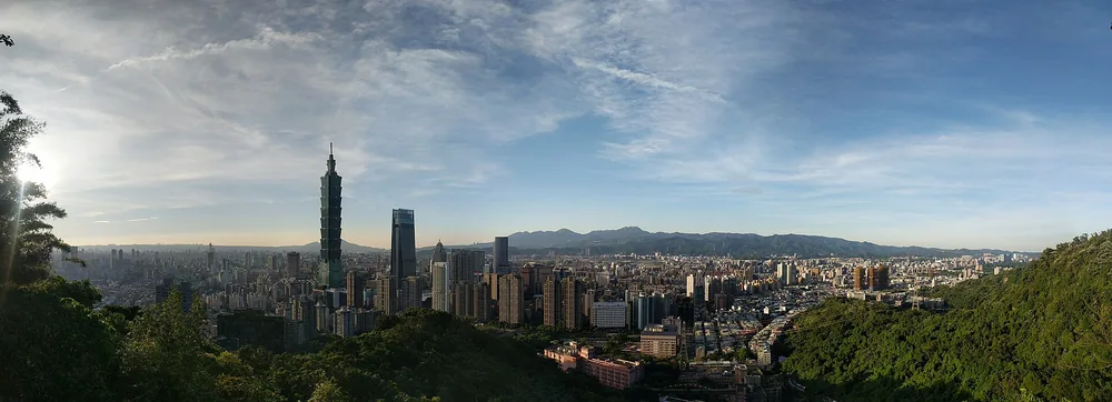 Taipei skyline from Elephant Mountain, Taiwan, 2019.
