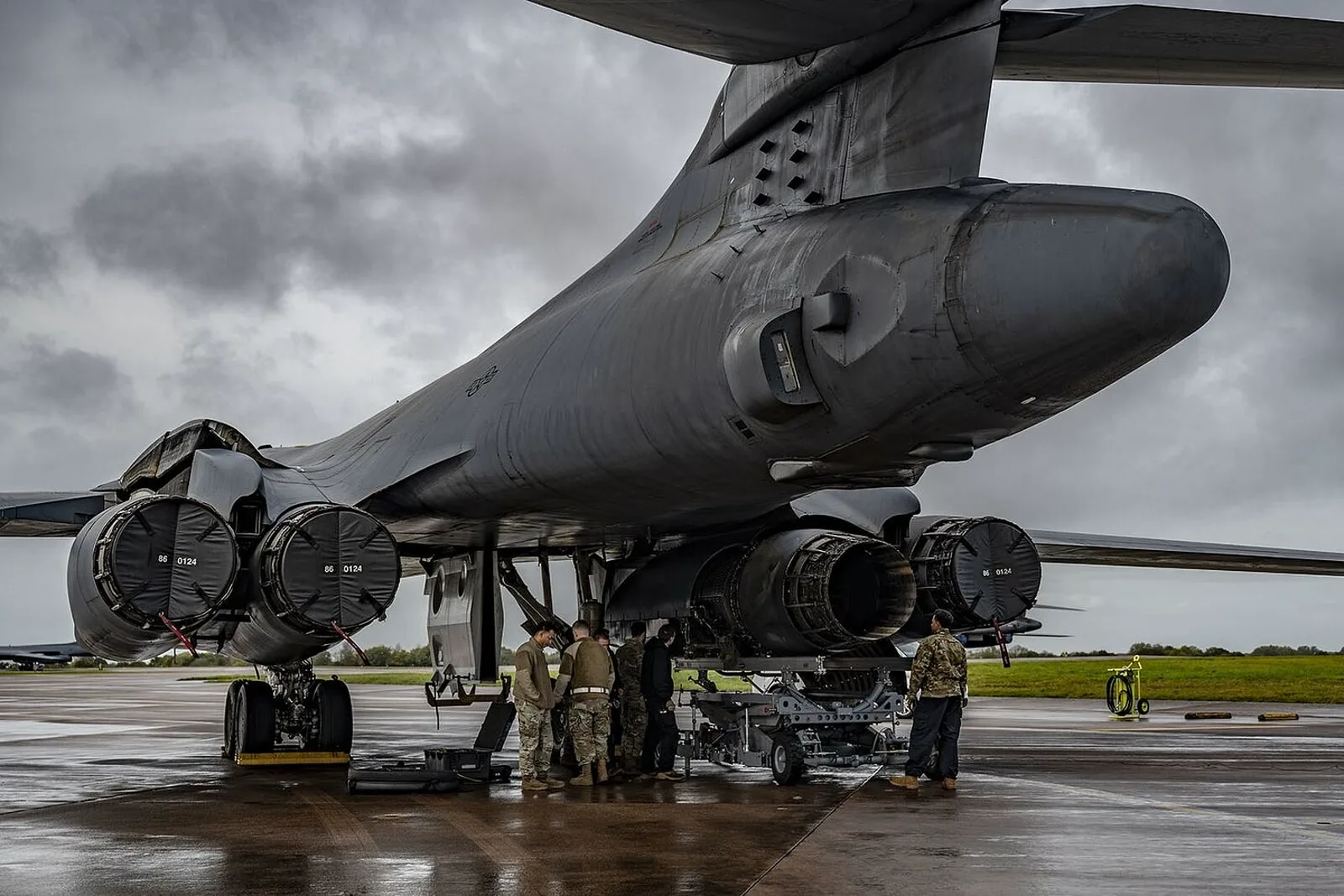 U.S. Air Force maintainers work on a B-1 Lancer at RAF Fairford, England. Photo: U.S. Air Force, public domain.