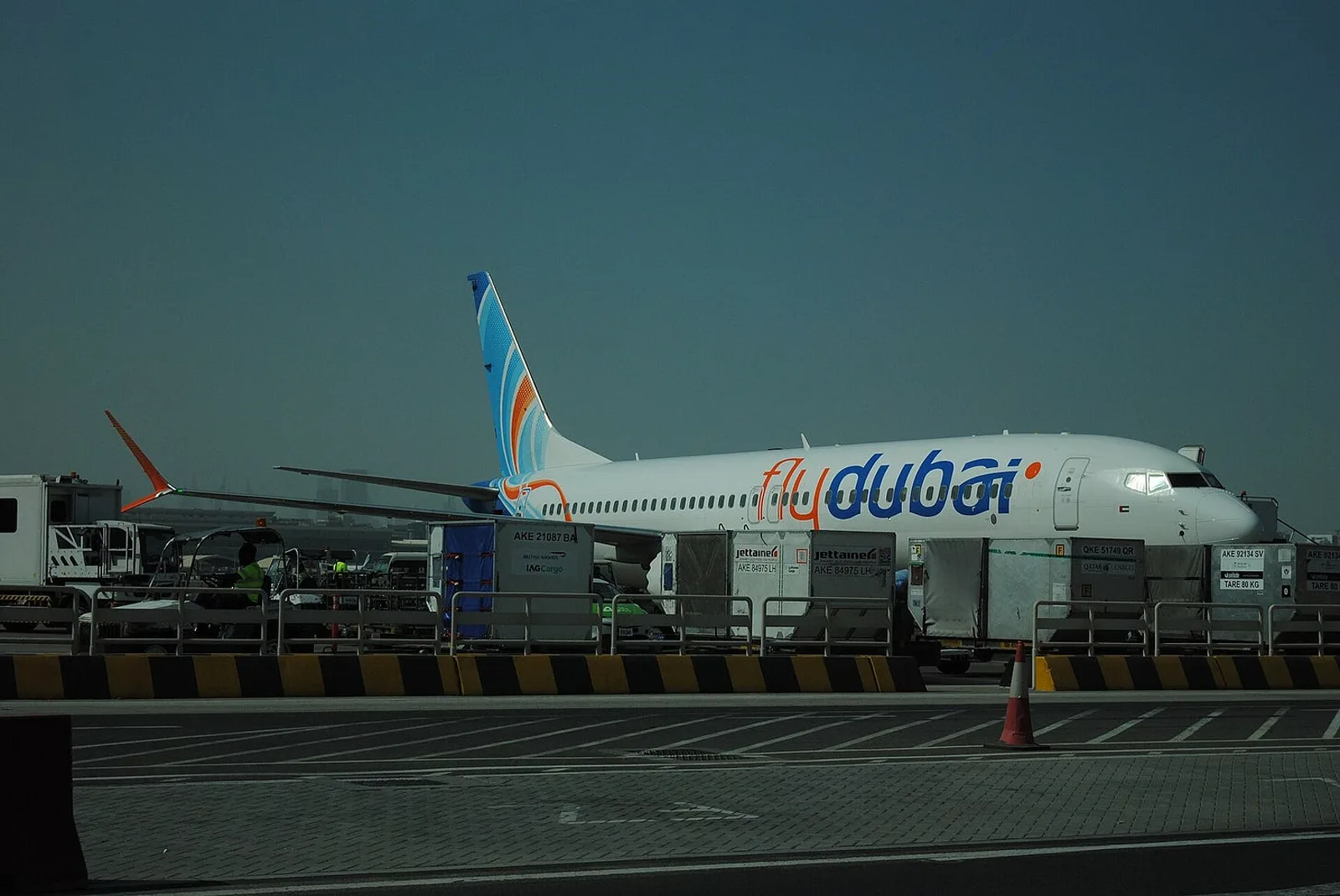 Airside operations at Dubai International Airport. Photo: Andy Mabbett, CC BY-SA.