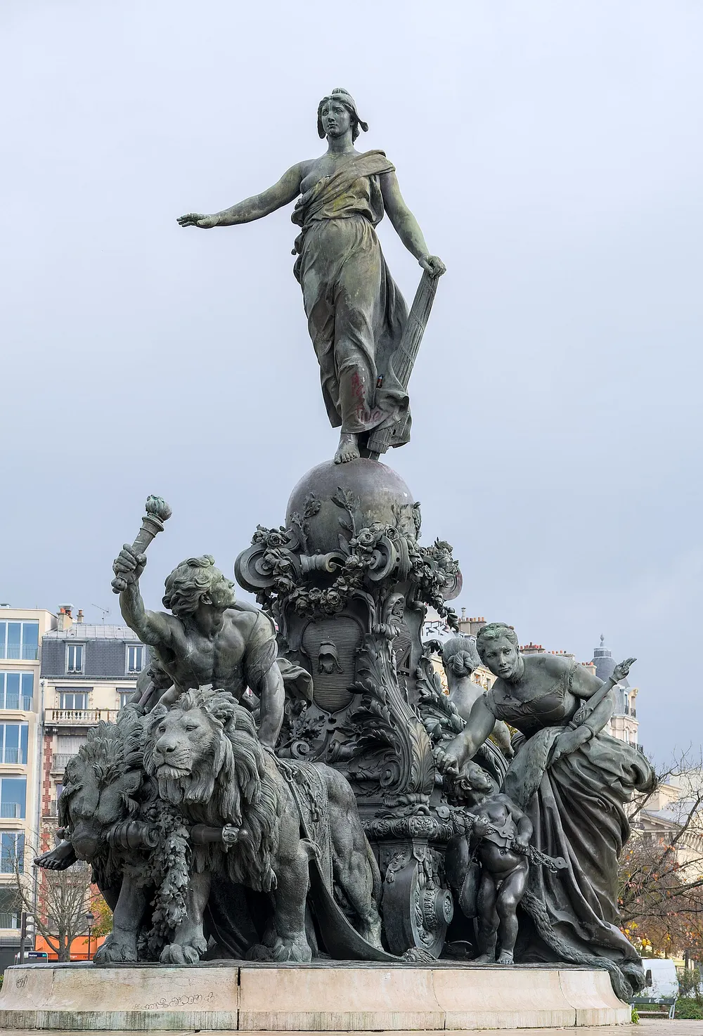 The Triumph of the Republic statue at Place de la Nation in Paris. Photo: Romainbehar / Wikimedia Commons, public domain.