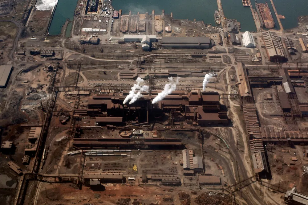 The steel plant at Sparrows Point, Maryland, on the site named for the new shipyard. Photo: Jeff Kubina from the milky way galaxy / Wikimedia Commons, CC BY-SA 2.0.