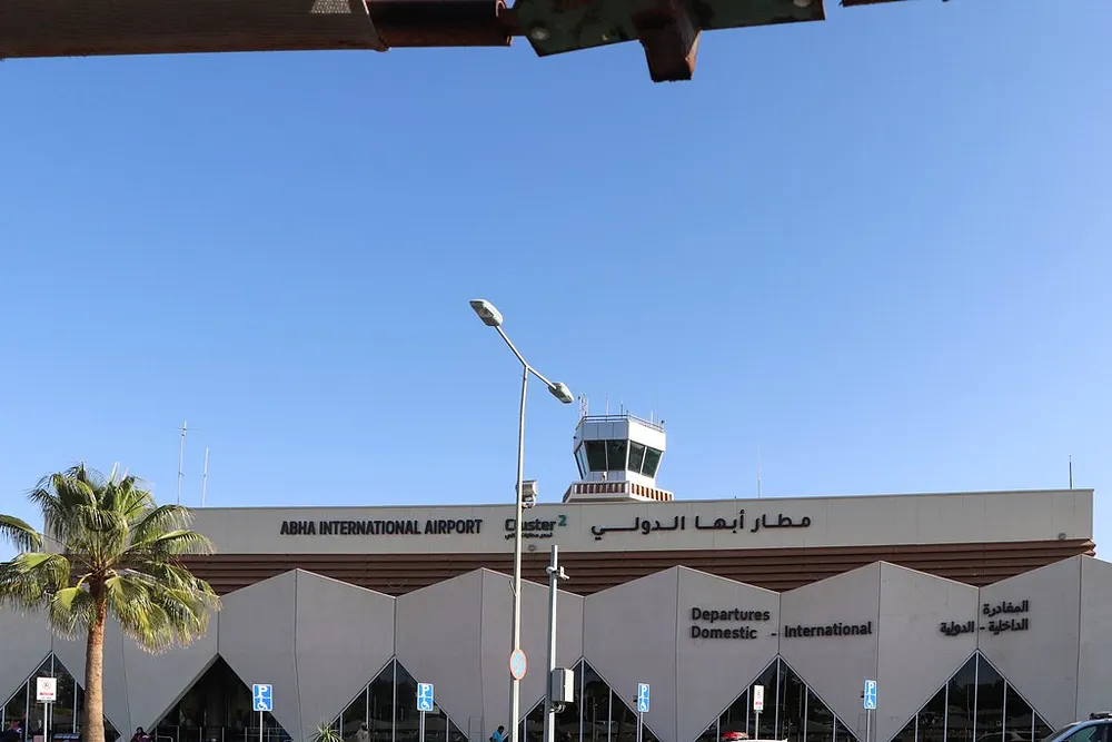 The terminal and control tower at Abha International Airport. Photo: Clemens Schmillen / Wikimedia Commons, CC BY-SA 4.0.