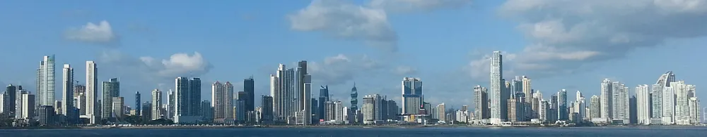 The Panama City skyline across the bay. Photo: 123Hollic / Wikimedia Commons, CC BY-SA 4.0.