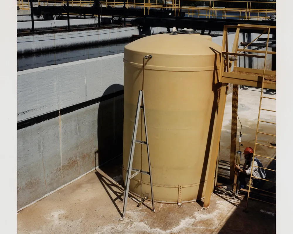 A storage tank at a US Strategic Petroleum Reserve site. Photo: US Department of Energy / Wikimedia Commons, public domain.