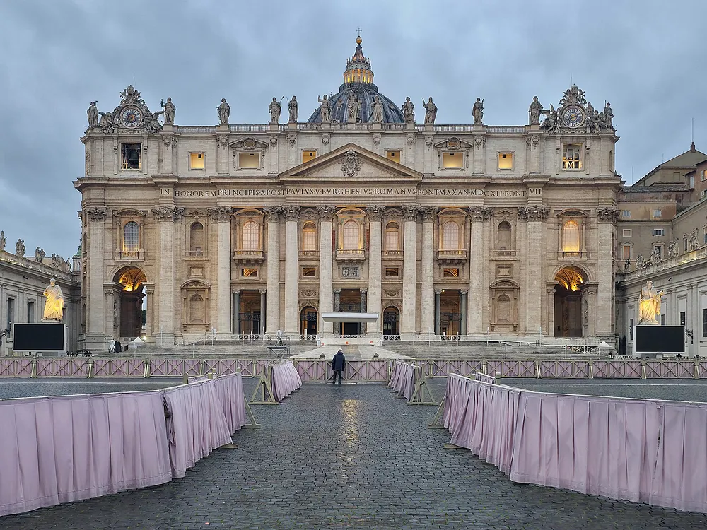 The facade of St. Peter's Basilica in Vatican City. Photo: NateBergin / Wikimedia Commons, CC BY 4.0.