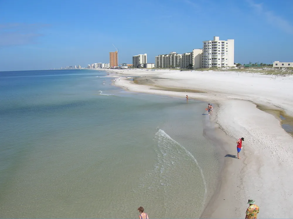 The beach at Panama City Beach on the Florida Panhandle. Photo: J.S. Clark / Wikimedia Commons, CC BY-SA 2.0.
