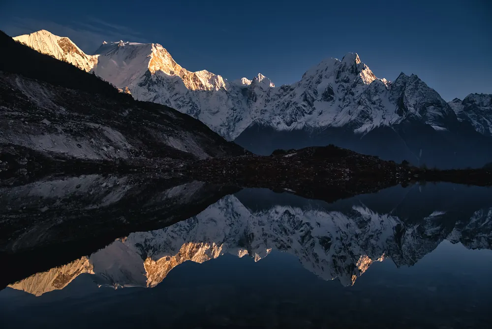 The Manaslu range in Nepal. Photo: Samdesherpa / Wikimedia Commons, CC BY-SA 4.0.