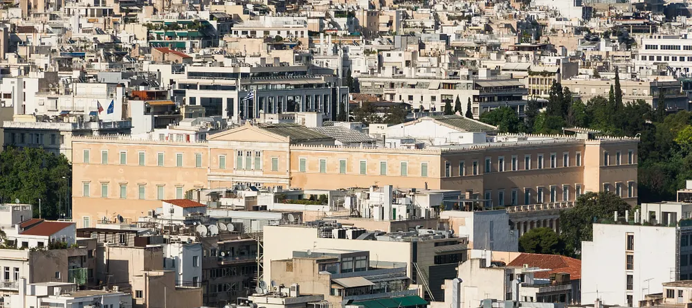 The Hellenic Parliament in Athens, seen from the Acropolis. Photo: Jebulon / Wikimedia Commons, CC0.