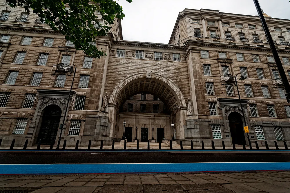 Thames House, headquarters of MI5, on Millbank in London. Photo: Txllxt TxllxT / Wikimedia Commons, CC BY-SA 4.0.