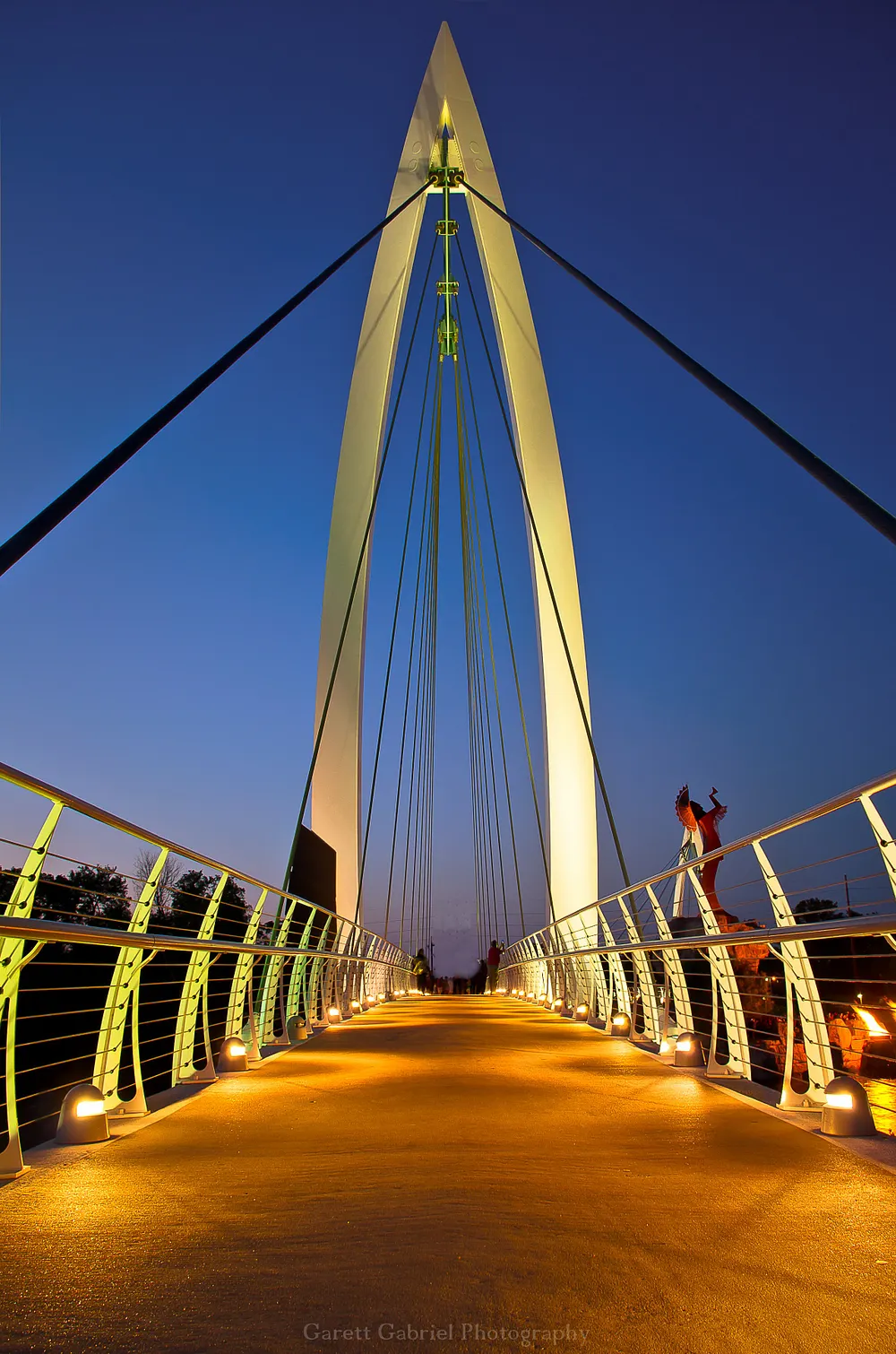 The Keeper of the Plains in Wichita. Photo: Garett Gabriel / Wikimedia Commons, CC BY-SA 3.0.