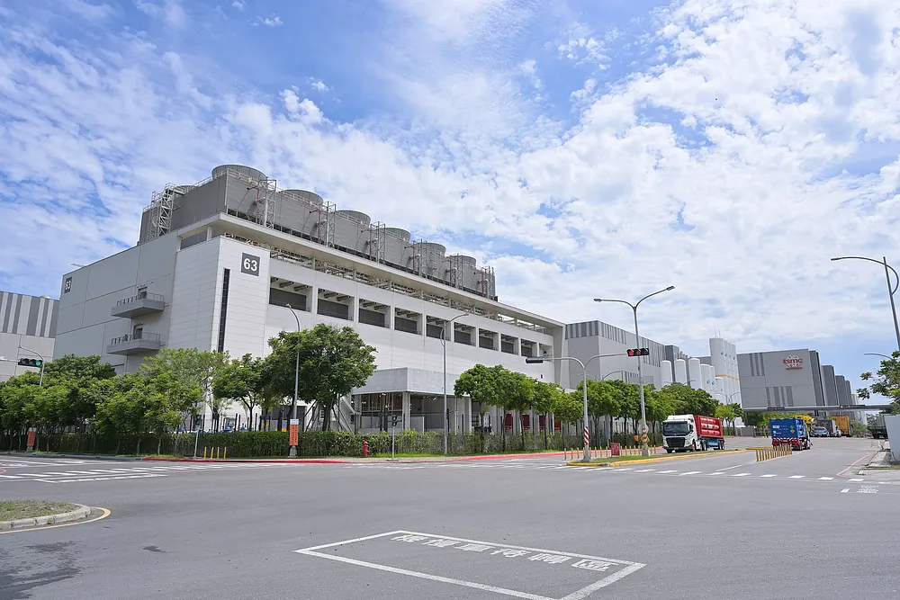TSMC Fab 18, a semiconductor plant of the kind caught in the chip bounce. Photo: 4300streetcar / Wikimedia Commons, CC BY 4.0.